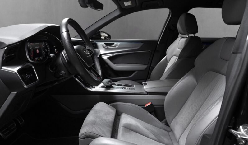 
Audi A6 Avant 55 TFSI e quattro S line full									