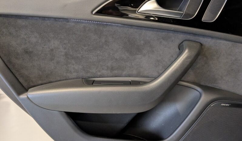 
Audi A6 allroad quattro 3.0 TDI V6 – 245 ch full									